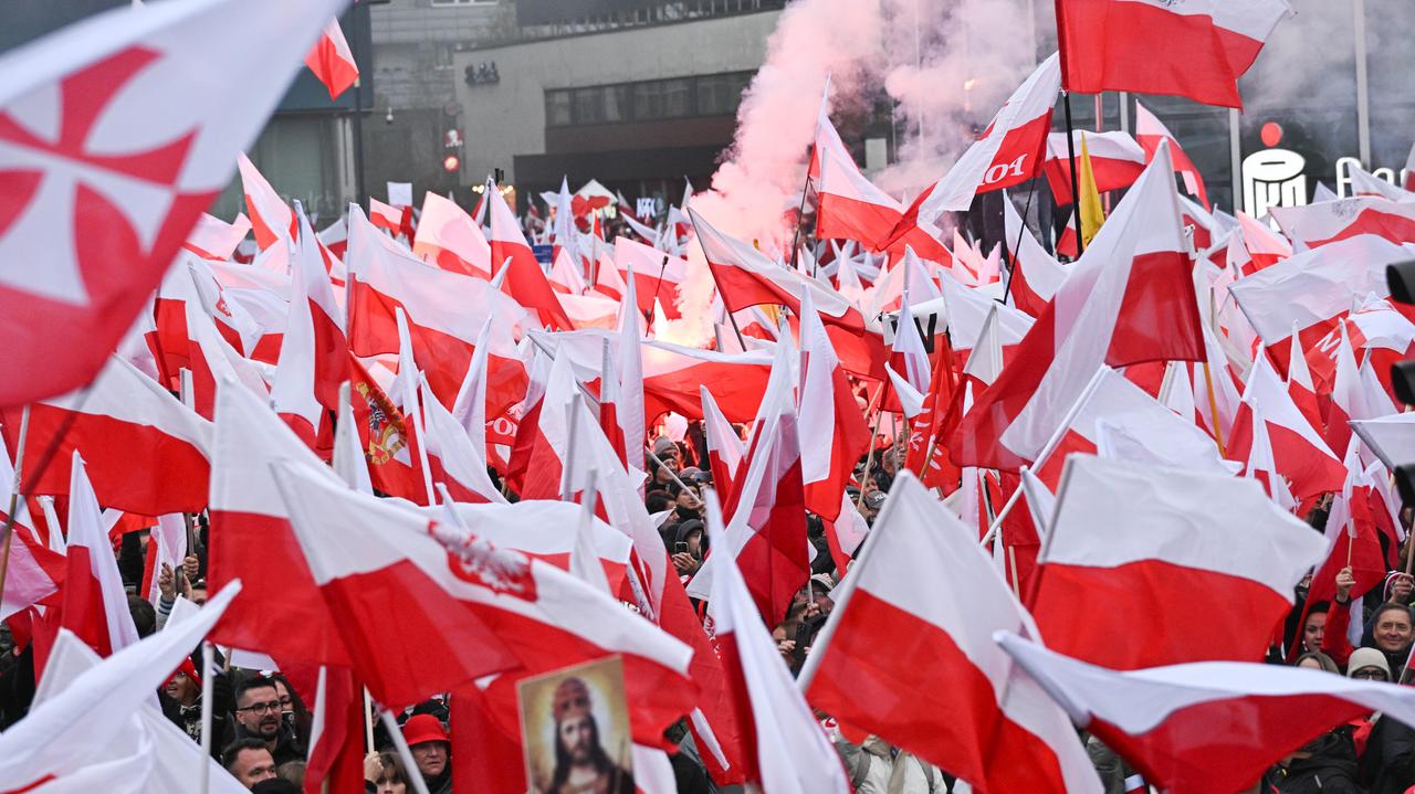 Uroczystości, wieńce, ordery, bieg i marsz. Tak wyglądało Święto Niepodległości w stolicy