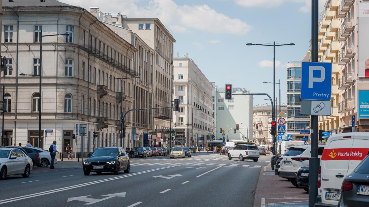 Miała być jak La Rambla. Plan na Kruczą w ogniu krytyki