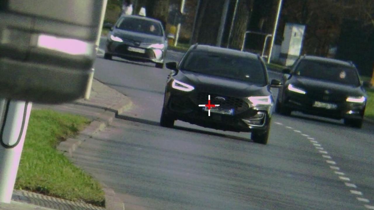 Rozpędził się tak, iż kosztowało go to pięć tysięcy