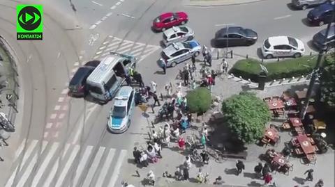 Akcja policji na placu Zbawiciela