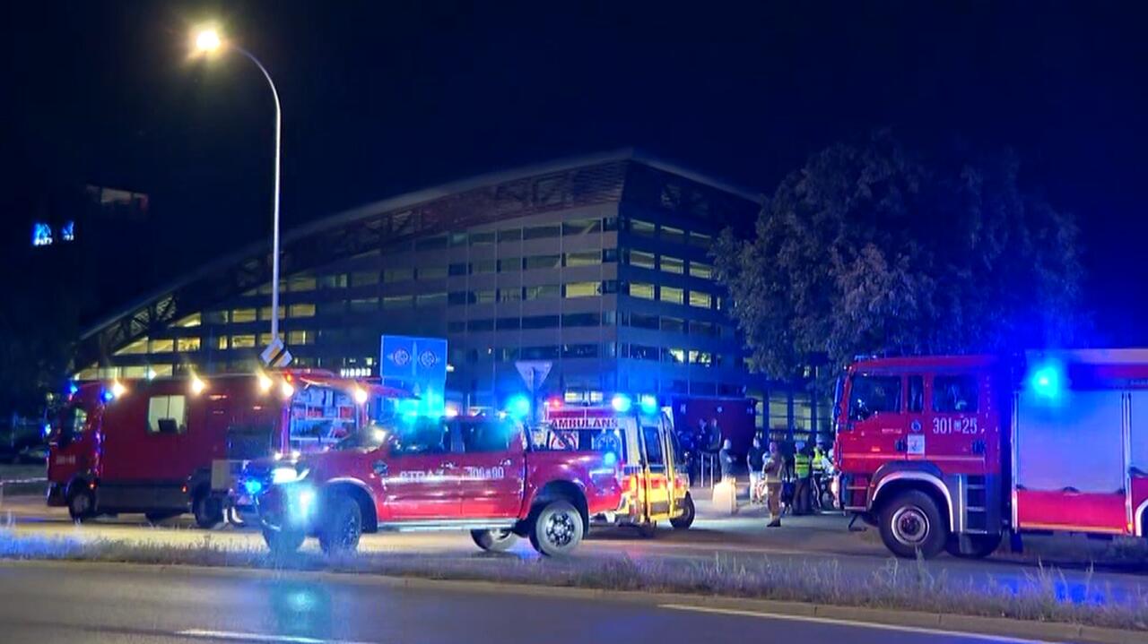 Warsaw. Poisoning on the swimming pool in Targówek. Police detain three individuals, 4 youngsters in hospital