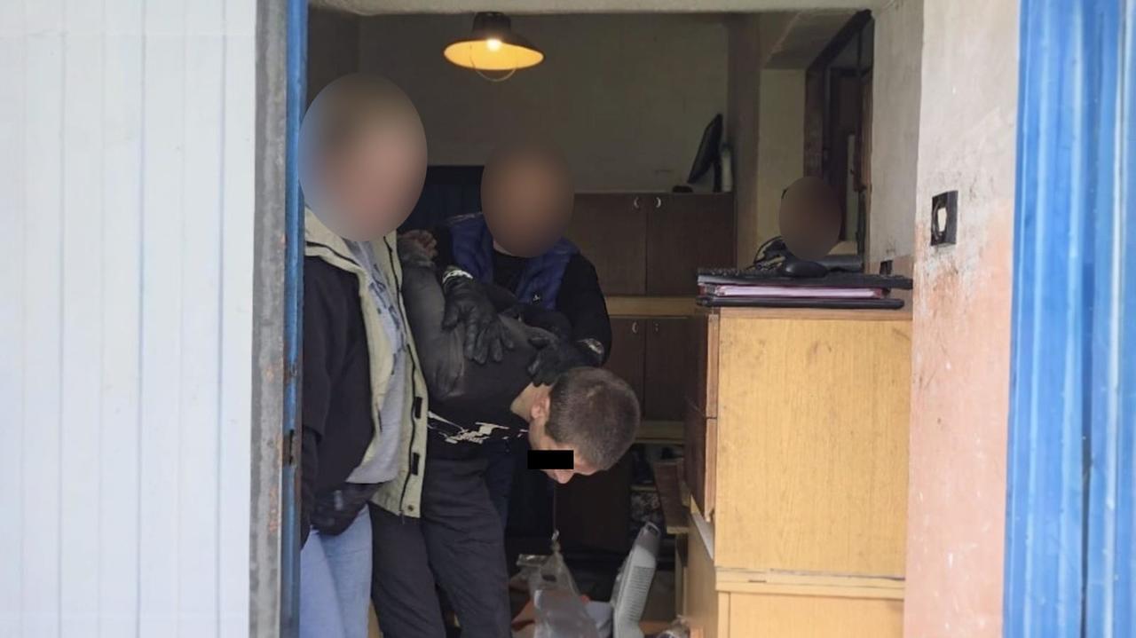 20 kilogramów narkotyków w domu, 46-latek wpadł w ręce policji