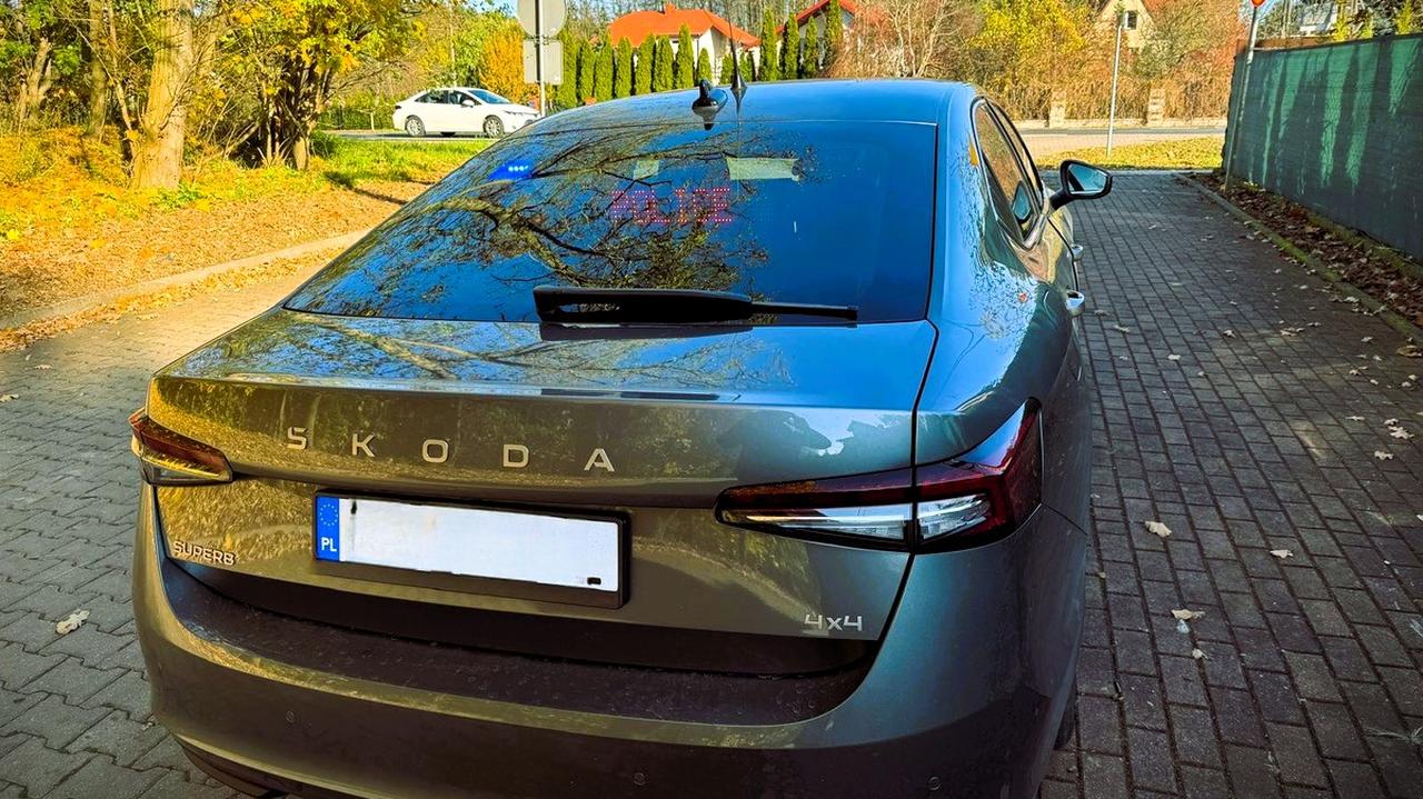 Noc, gęsta mgła i ponad "200" na liczniku