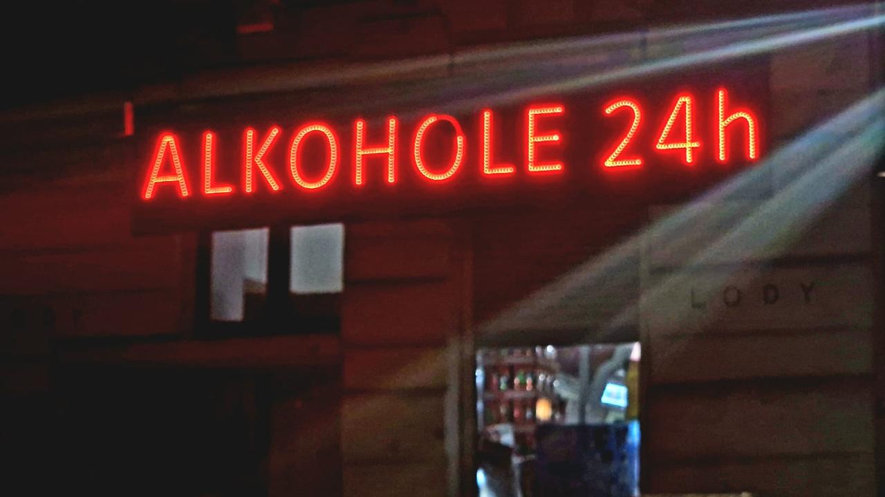 Radni Pragi Północ zaopiniowali projekt nocnej prohibicji