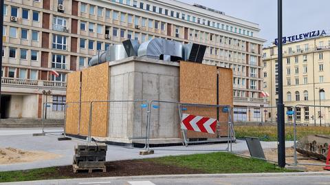 Betonowy bunkier na placu Powstańców Warszawy