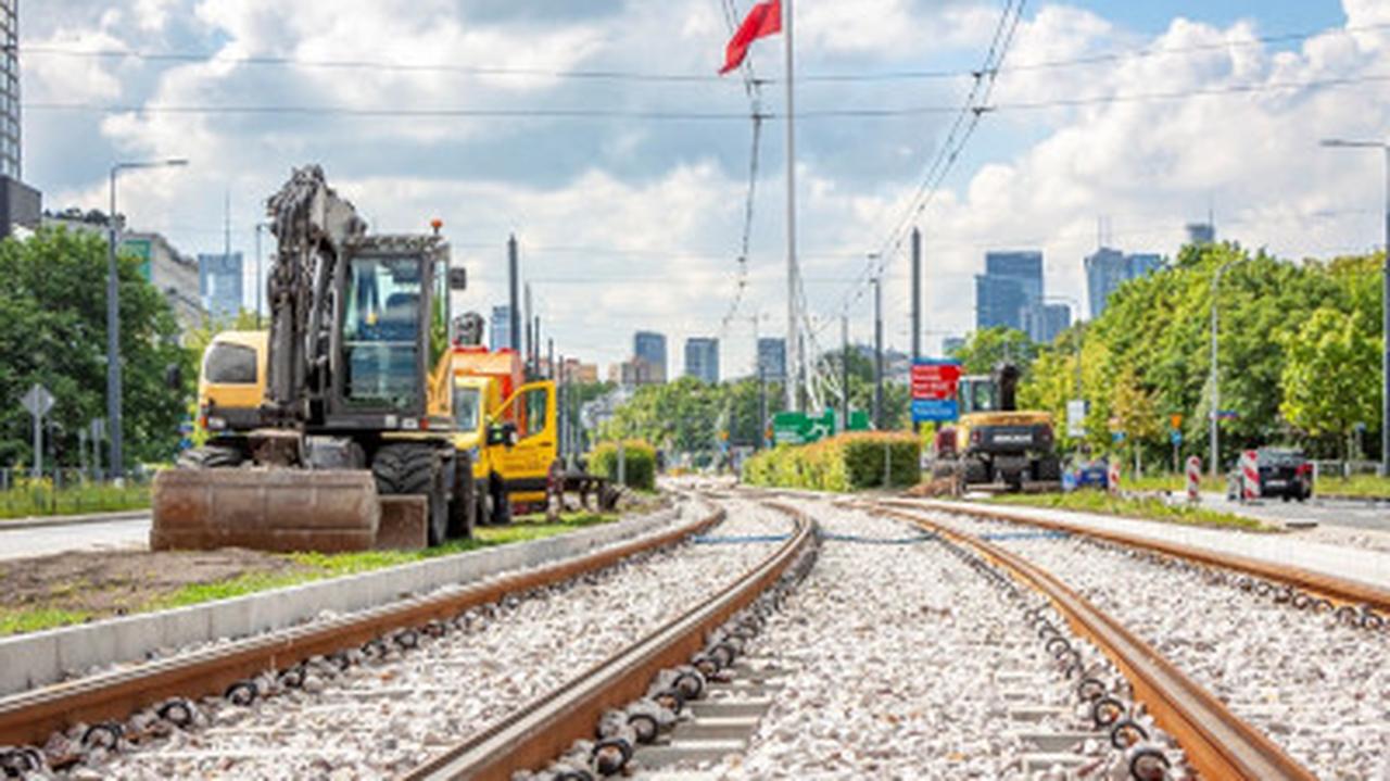 Kończy się remont torów w alei Jana Pawła II, wracają tramwaje