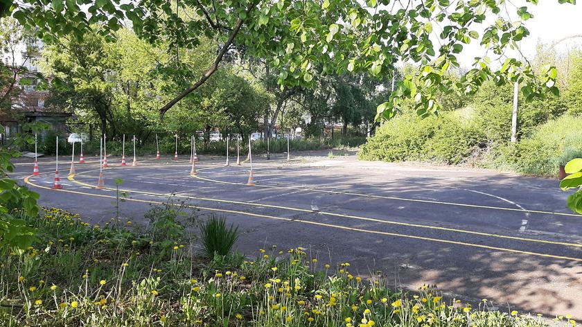 Plac manewrowy dla szkół nauki jazdy przy Podskarbińskiej 