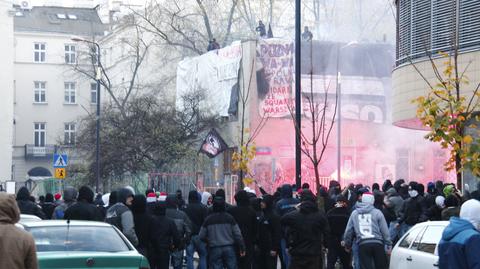 Zamieszki przy okazji "Marszu Niepodległości" zaczęły się od burd przy squacie przy ul. Skorupki