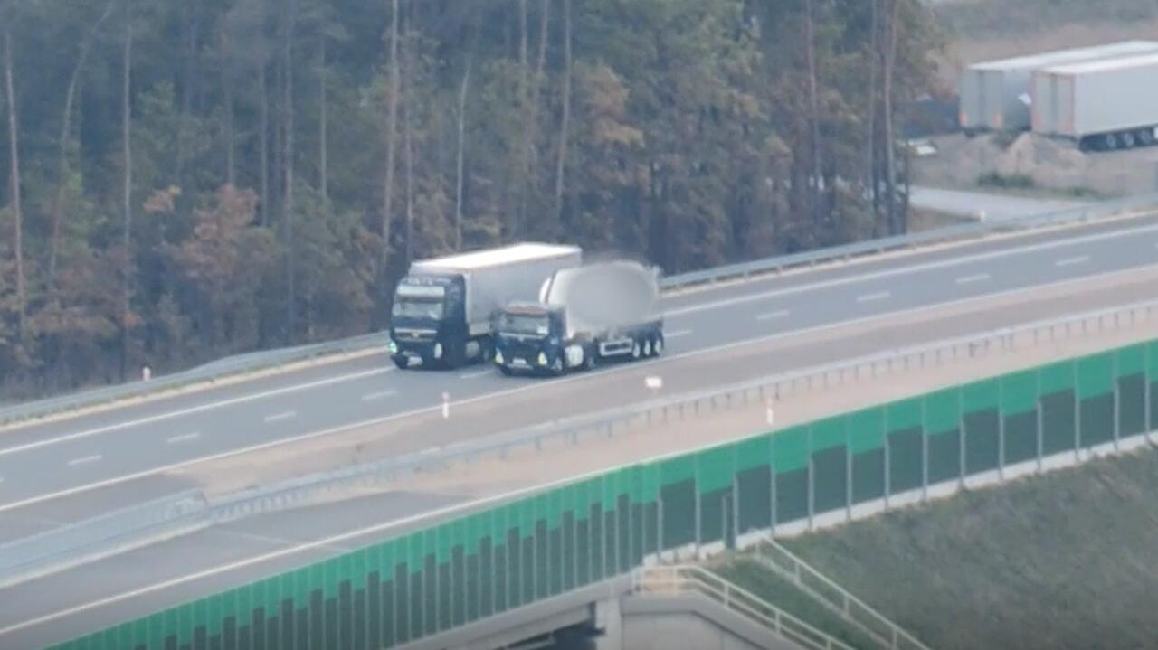 "Wyścigi słoni" na A2