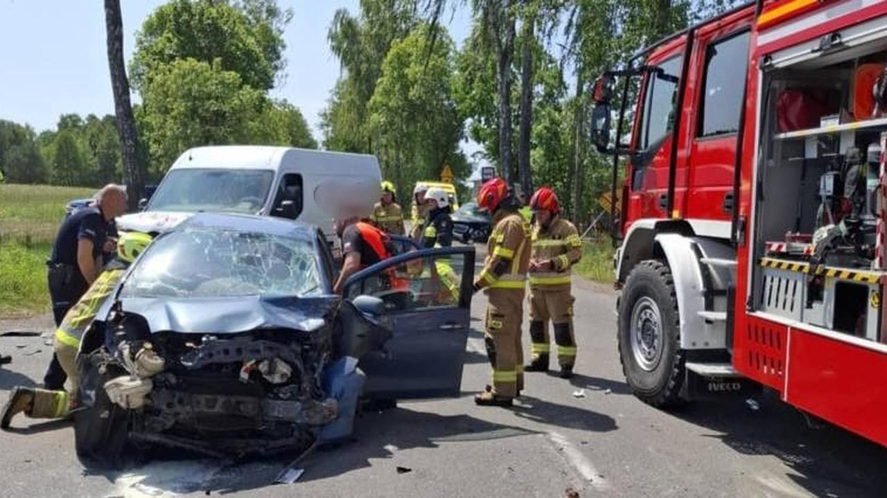 Cztery osoby ranne w wypadku na drodze krajowej