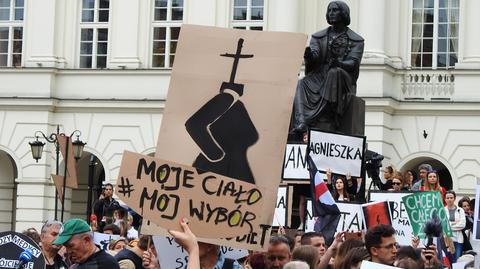 Protest w Warszawie po śmierci 33-letniej Doroty z Bochni 
