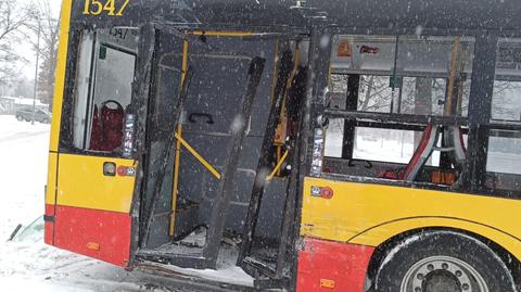 Autobus miejski zderzył się z ciężarówką
