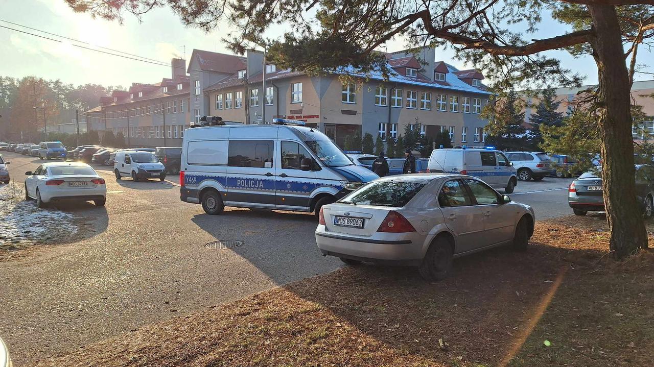 Przyniósł do szkoły nóż, zaatakował kilka osób. Koniec procesu