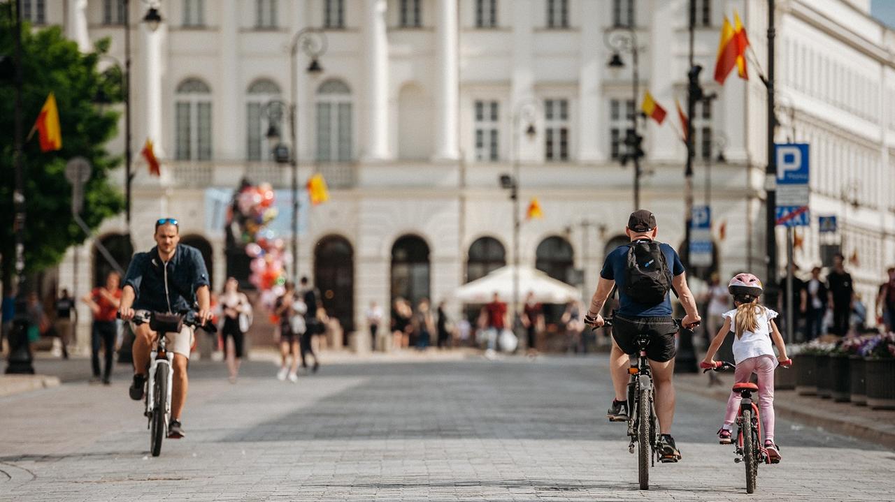 Poleca się na spacery. Trakt Królewski znów jest deptakiem