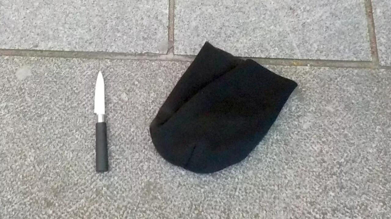 Groził przechodniom nożem. Został obezwładniony