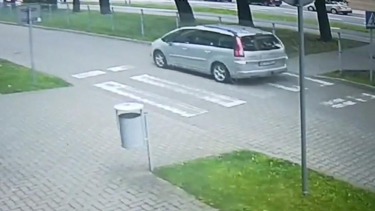 Przyjechał na spotkanie z dzielnicową, do domu wrócił bez prawa jazdy