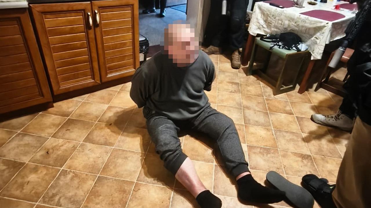 Zerwał kontakty z rodziną, prowadził nocny tryb życia. Ukrywał się tak 19 lat