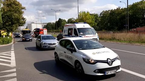 Zderzenie dwóch aut na Wawelskiej 