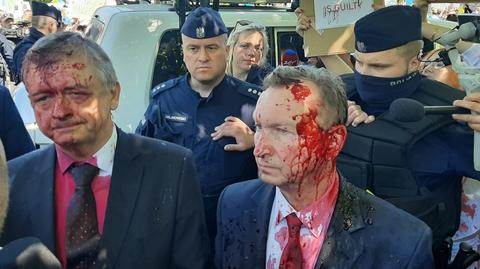 Ambasador Rosji oblany czerwoną farbą. Policja: Nie są prowadzone żadne postępowania dyscyplinarne w tym zakresie 