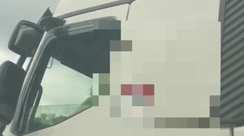 Białystok. Kierowca ciężarówki wyrzucał przez okno różne rzeczy w kierunku jadącego obok auta
