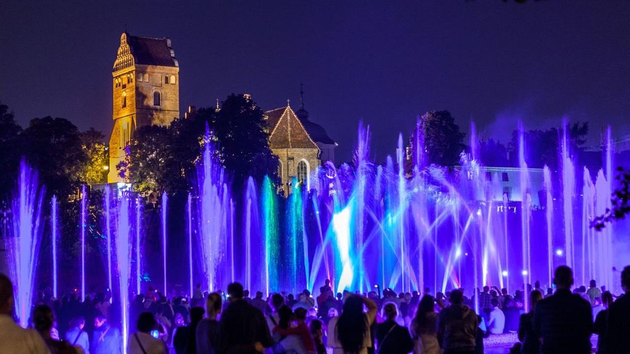 Warszawa. Startują pokazy w Multimedialnym Parku Fontann TVN Warszawa
