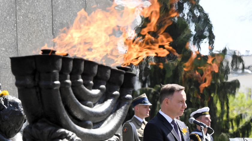 "Zaatakowali nas Żydzi i polscy bandyci". Prezydent cytuje kata getta 