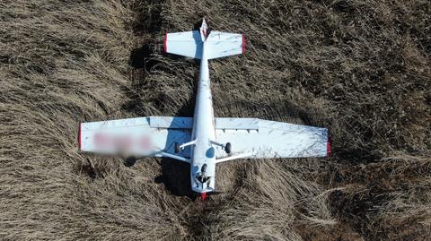 Samolot Cessna 150 spadł na podmokły teren w rejonie ulicy Kadetów 
