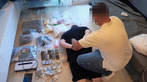 Zatrzymali dwie osoby, przejęli narkotyki o wartości 1,7 miliona złotych