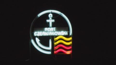 Nowy neon w Porcie Czerniakowskim