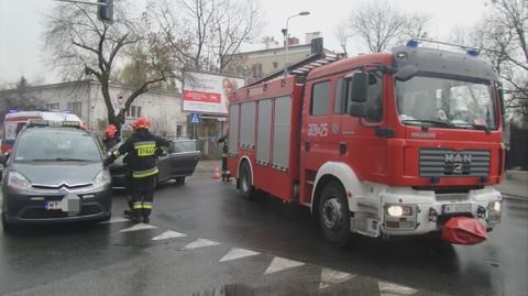 Taksówka dostała w bok od strony kierowcy