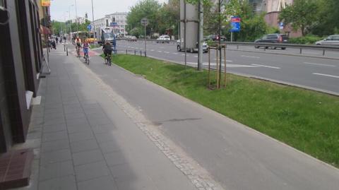 Kostka betonowa zamiast asfaltu na Belwederskiej