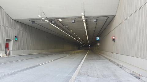 Przejazd tunelem POW