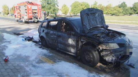 Auto doszczętnie spłonęło. Zapalił się gaz w butli