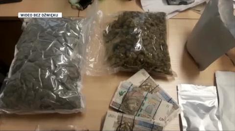 Policjanci zabezpieczyli narkotyki znalezione w mieszkaniu 37-latka