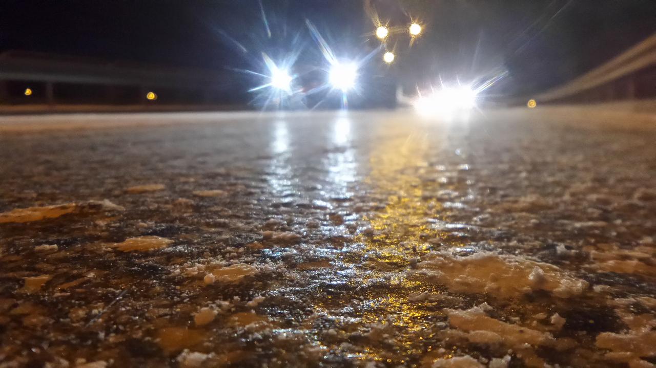 Alertas IMGW.  Nieve y heladas.  Resbaladizo en la mayoría de las carreteras del país.