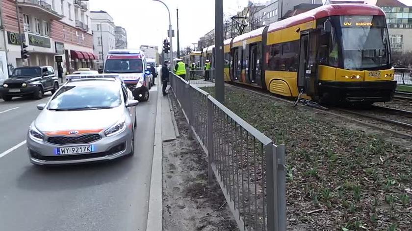 Zderzenie tramwaju i rowerzysty na Puławskiej