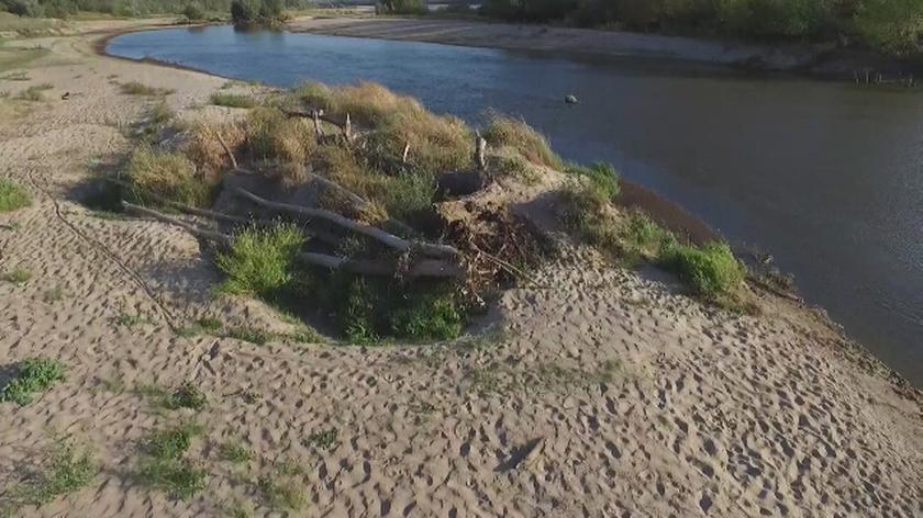 Dron nad wyschniętą Wisłą