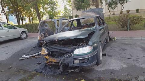 Spalone samochody na Targówku