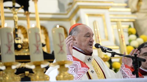Kardynał Nycz odprawił mszę świętą na Powązkach