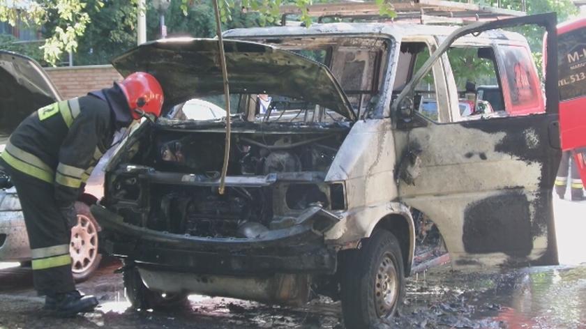 Pożar aut na Bemowie