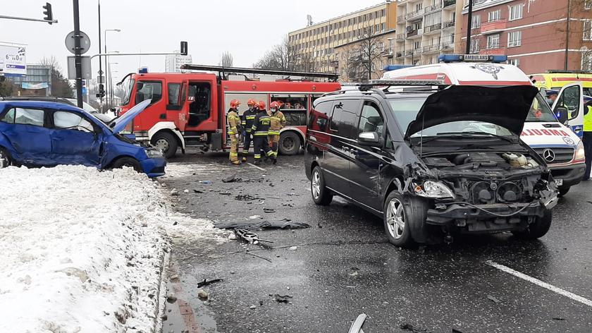 Wypadek na skrzyżowaniu Wołoskiej z Madalińskiego