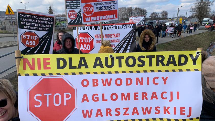 Mieszkańcy wsi koło Grójca protestują przeciwko proponowanym wariantom autostrady A50