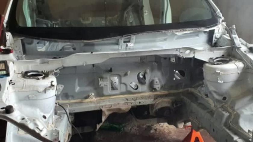 Po kradzieży auta trafiały do dziupli samochodowej w Bronisinie Dworskim