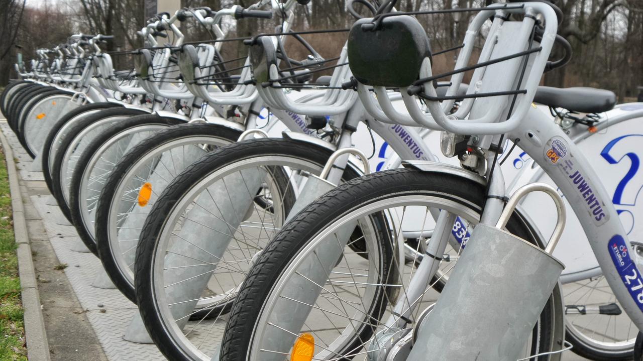 Ze Szczecina i Krakowa zniknęły miejskie rowery. Gdynia pożycza rowery cargo