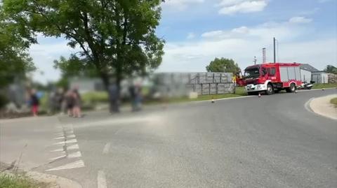 Samochód wjechał w posesję w miejscowości Krosna-Wieś
