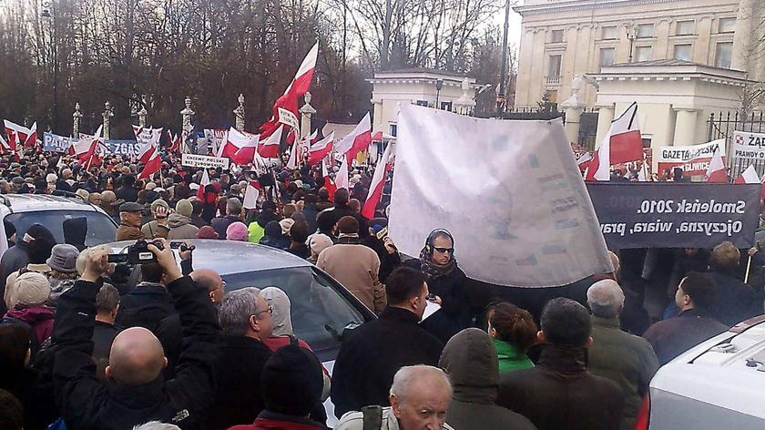 Protest przed ambasadą w 2011 roku