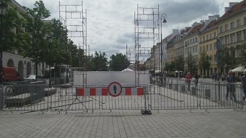 Na Krakowskim Przedmieściu powstaje pawilon wystawy 