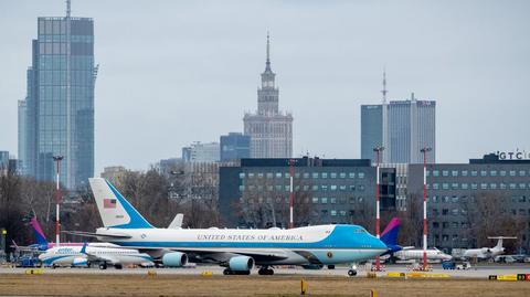Lądowanie prezydenckiego boeinga na Lotnisku Chopina