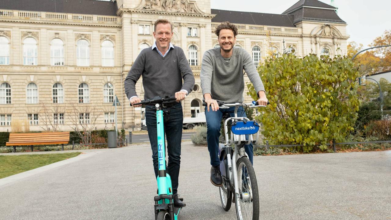 Alquilaron scooters por minutos y ahora van a ampliar la flota con bicicletas.  TIER adquiere Nextbike