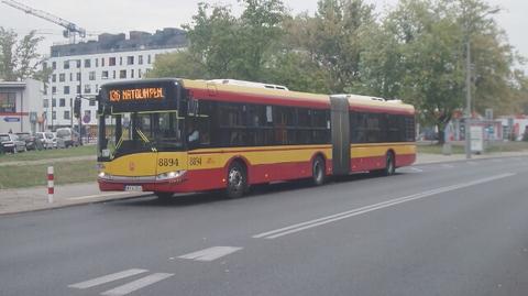 Autobus 136 na pętli Młynów